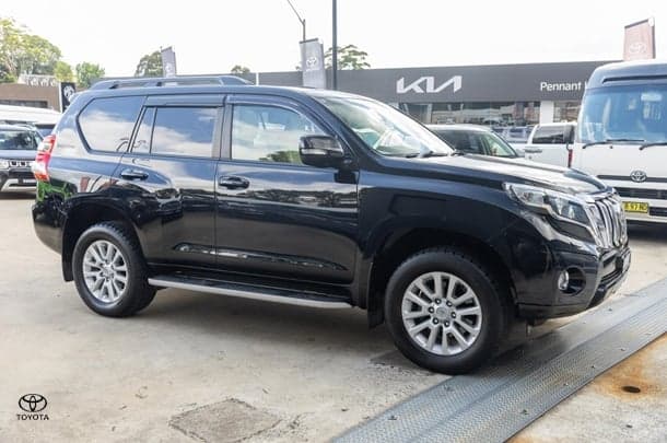 2017 Toyota Landcruiser Prado Kakadu in Black