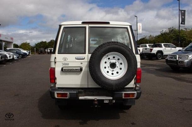 2007 Toyota Landcruiser Workmate in White