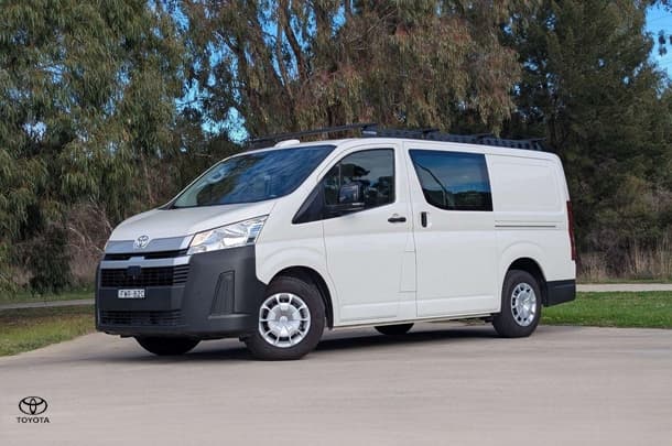 2025 Toyota Hiace Base in White