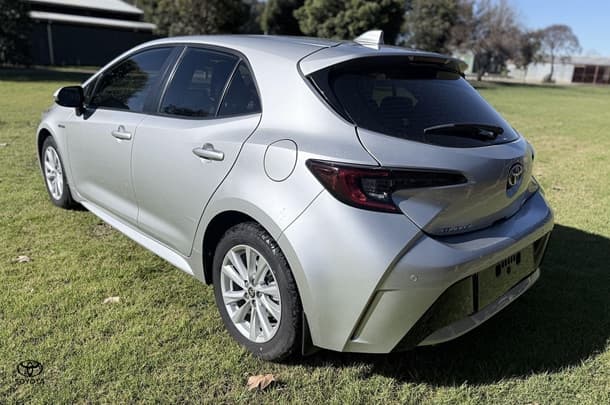 2023 Toyota Corolla Ascent Sport Hybrid in Silver