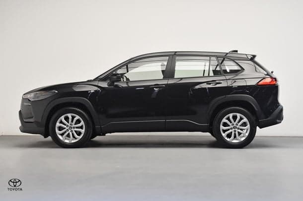 2025 Toyota Corolla Cross GX in Black