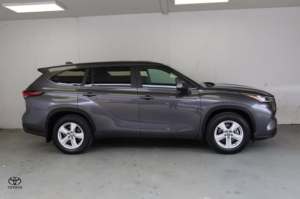 2024 Toyota Kluger GX in Grey