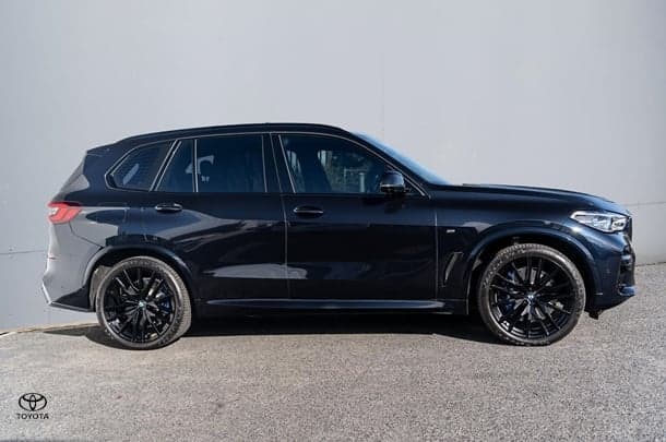 2022 BMW X5 M50i in Black