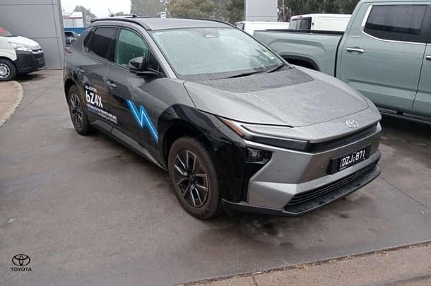 2025 Toyota bZ4X Base in Silver