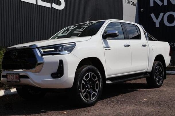 2020 Toyota Hilux SR5 in White