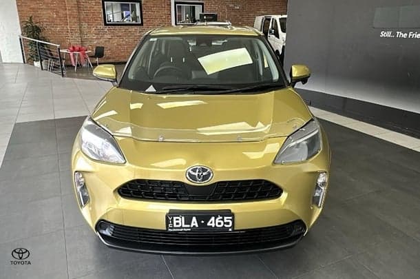 2020 Toyota Yaris Cross GX in Gold
