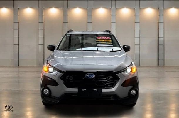2025 Subaru Crosstrek 2.0L in Silver