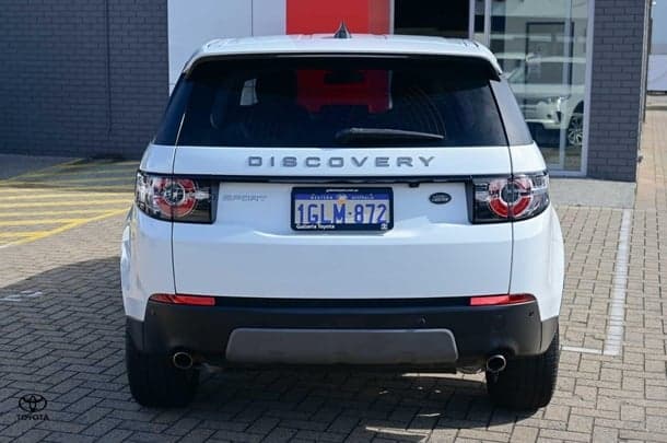 2017 Land Rover Discovery Sport TD4 150 SE in White