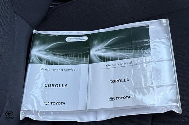 2021 Toyota Corolla Ascent Sport in Silver