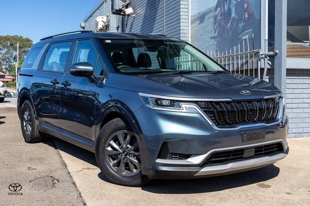 2021 Kia Carnival S in Blue