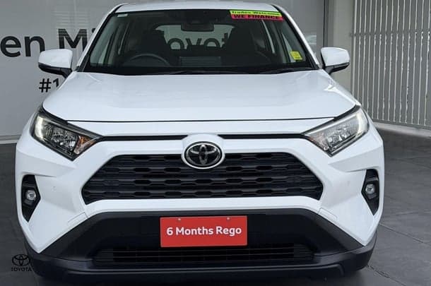 2022 Toyota RAV4 GX-2WD in White