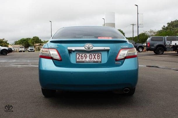 2010 Toyota Camry Hybrid Luxury in Blue