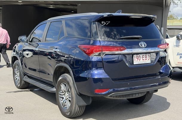 2022 Toyota Fortuner GXL in Blue