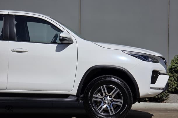 2025 Toyota Fortuner GX in White