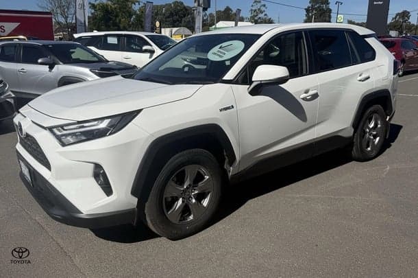 2023 Toyota RAV4 GX AWD in White