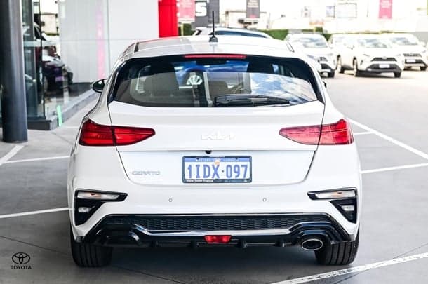 2024 Kia Cerato Sport in White