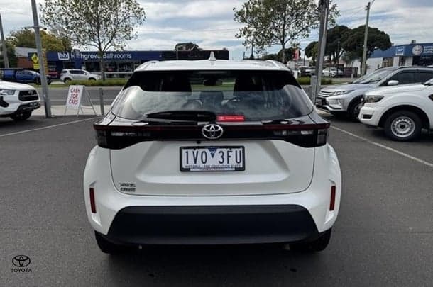 2022 Toyota Yaris Cross GX in White
