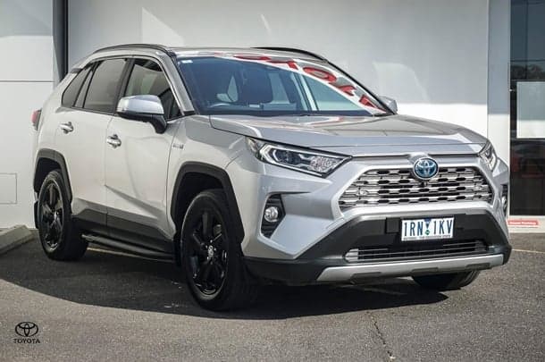 2020 Toyota RAV4 Cruiser in Silver