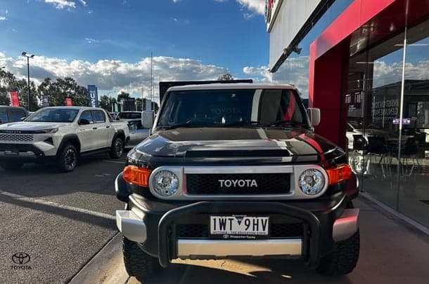 2013 Toyota FJ Cruiser Base in Black