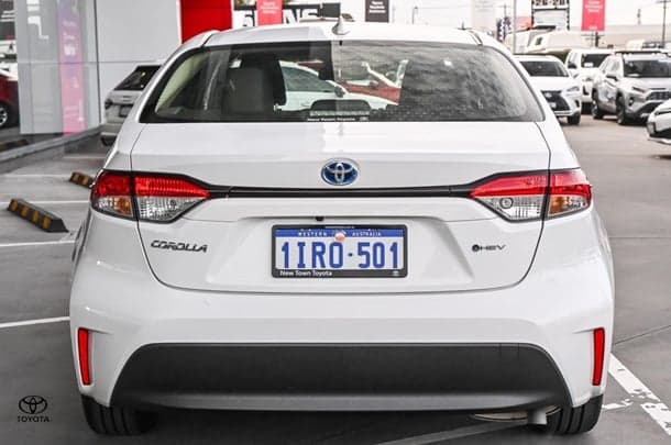 2025 Toyota Corolla Ascent Sport Hybrid in White