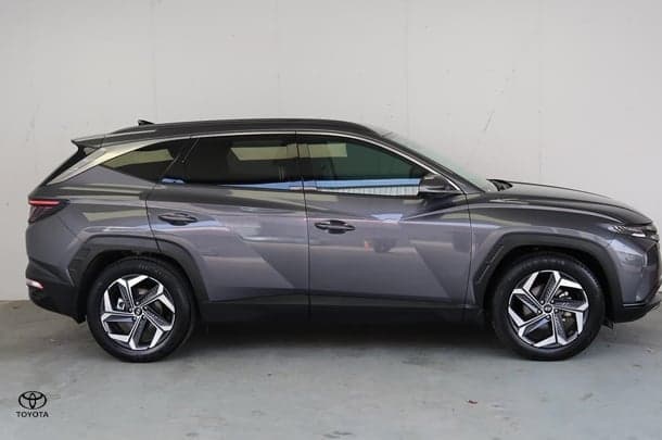 2023 Hyundai Tucson Highlander in Grey