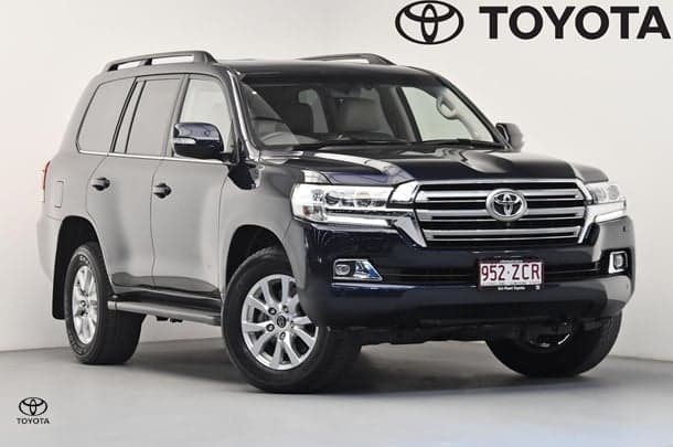 2019 Toyota Landcruiser VX in Blue