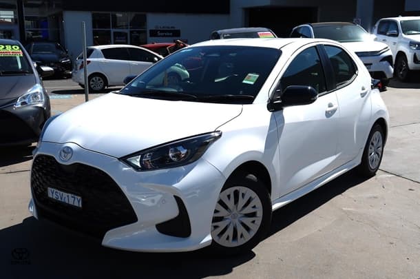 2026 Toyota Yaris Ascent Sport Hybrid in White