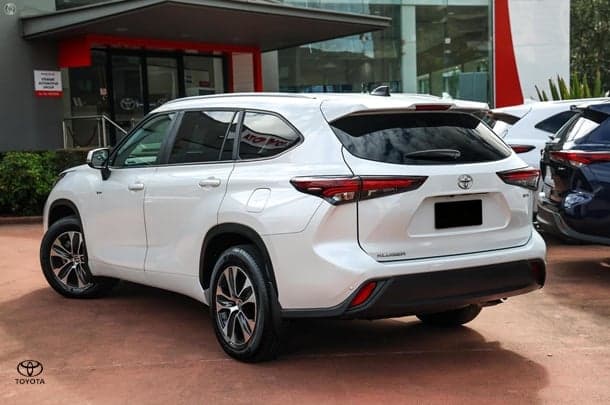 2025 Toyota Kluger GXL AWD in White