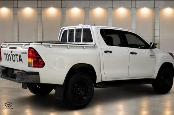 2022 Toyota Hilux SR Hi-Rider in White