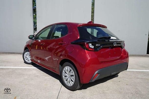 2024 Toyota Yaris Ascent Sport in Red