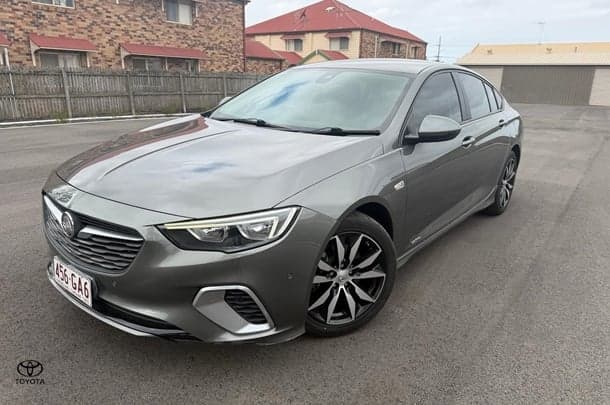 2018 Holden Commodore RS in Grey