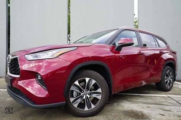 2025 Toyota Kluger GXL AWD in Red
