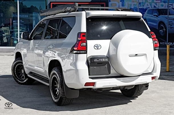 2023 Toyota Landcruiser Prado Kakadu in White