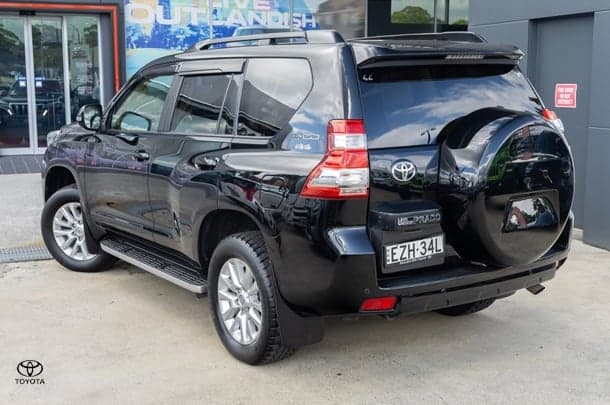 2017 Toyota Landcruiser Prado Kakadu in Black