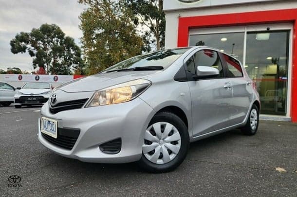 2013 Toyota Yaris YR in Silver