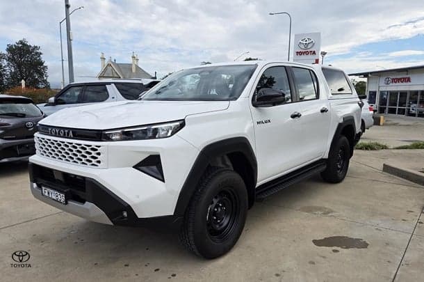2026 Toyota Hilux SR 48V in White