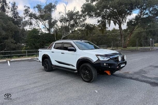 2021 Isuzu D-MAX X-TERRAIN in White