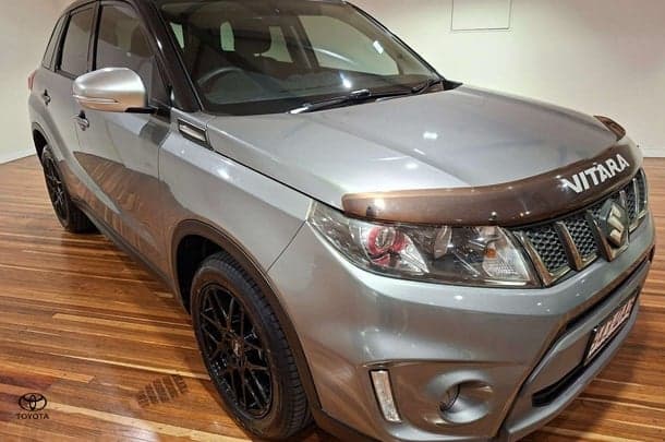 2017 Suzuki Vitara S Turbo in Grey