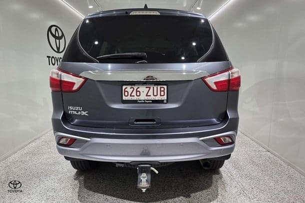 2020 Isuzu MU-X LS-U in Grey