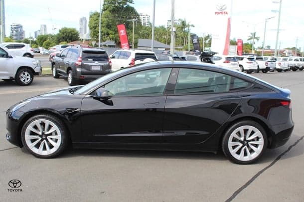 2023 Tesla Model 3 Rear-Wheel Drive in Black