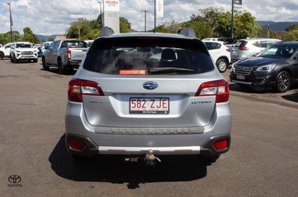2015 Subaru Outback 2.5i Premium in Silver
