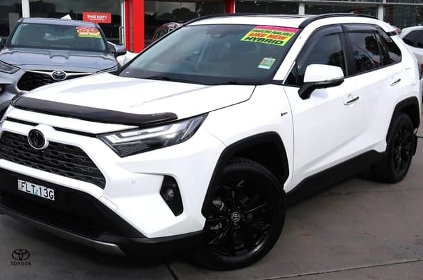 2024 Toyota RAV4 Cruiser in White