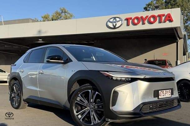2023 Toyota bZ4X Base in Silver