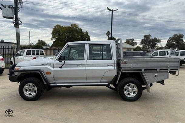 2023 Toyota Landcruiser GXL in Silver