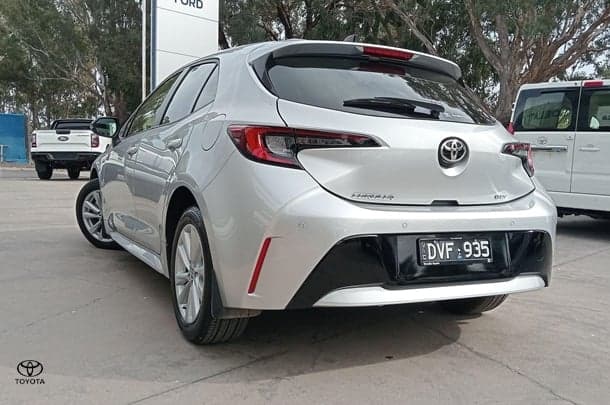 2025 Toyota Corolla SX Hybrid in Silver
