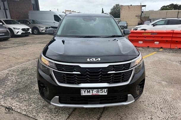 2023 Kia Seltos Sport+ in Fusion Black (Fsb)