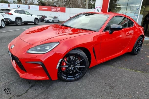 2025 Toyota GR86 GTS in Red