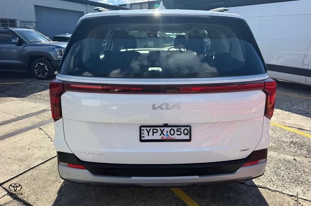 2025 Kia Carnival S HEV in Snow White Pearl (Swp)