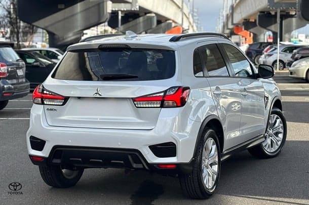 2022 Mitsubishi ASX LS in White