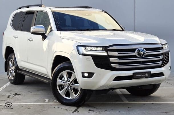 2023 Toyota Landcruiser Sahara in White